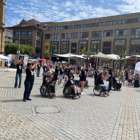 Aktionstag Selbsthilfe - Rollstuhl - Flashmob