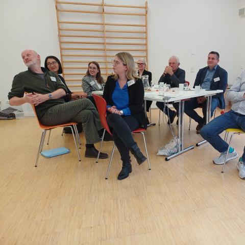 Austausch beim Sozialpolitischen Forum