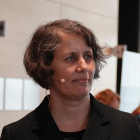 Dr. Monika Gonser