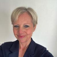 Bettina Schweizer