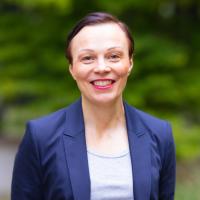 Dr. Steffi Hunnius